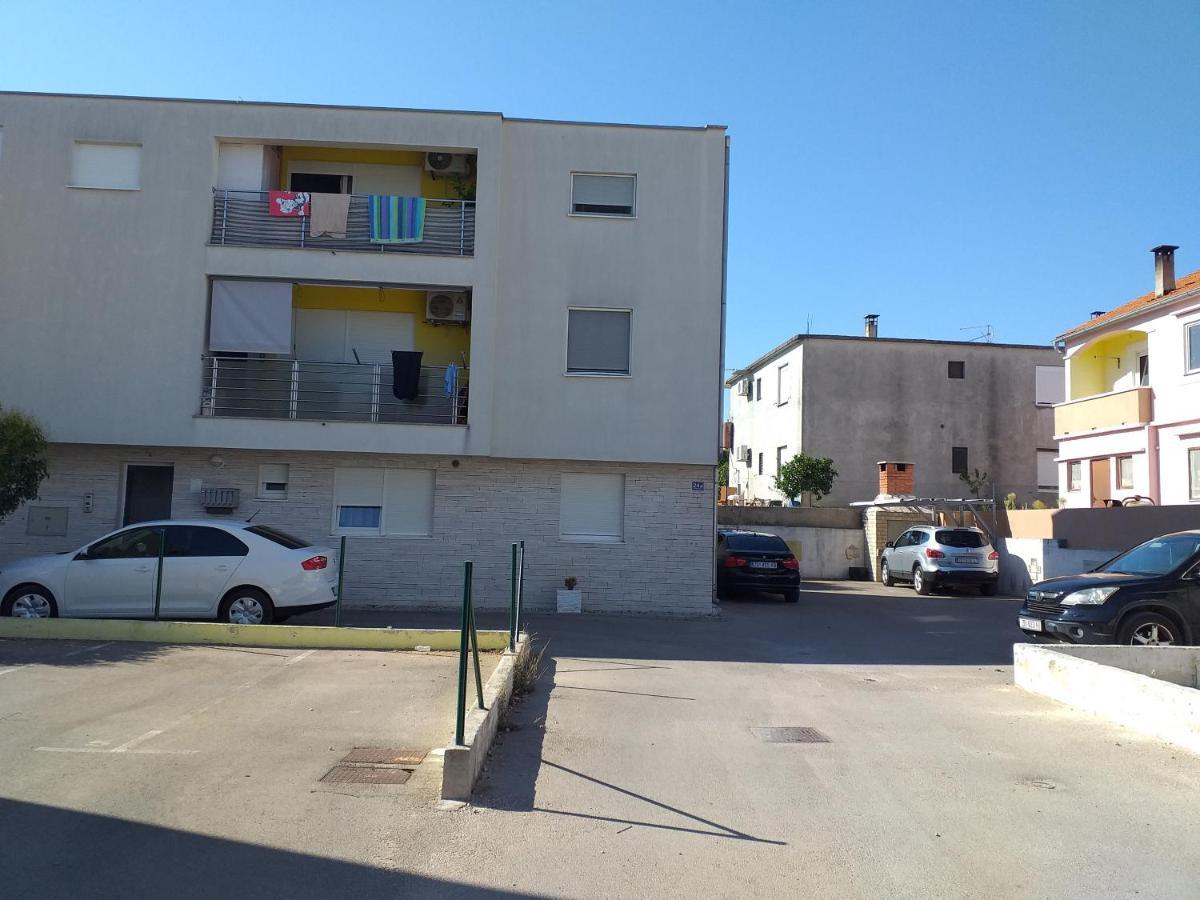 Apartments Zara Extérieur photo