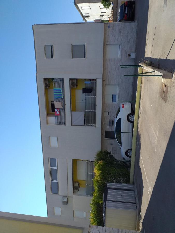 Apartments Zara Extérieur photo
